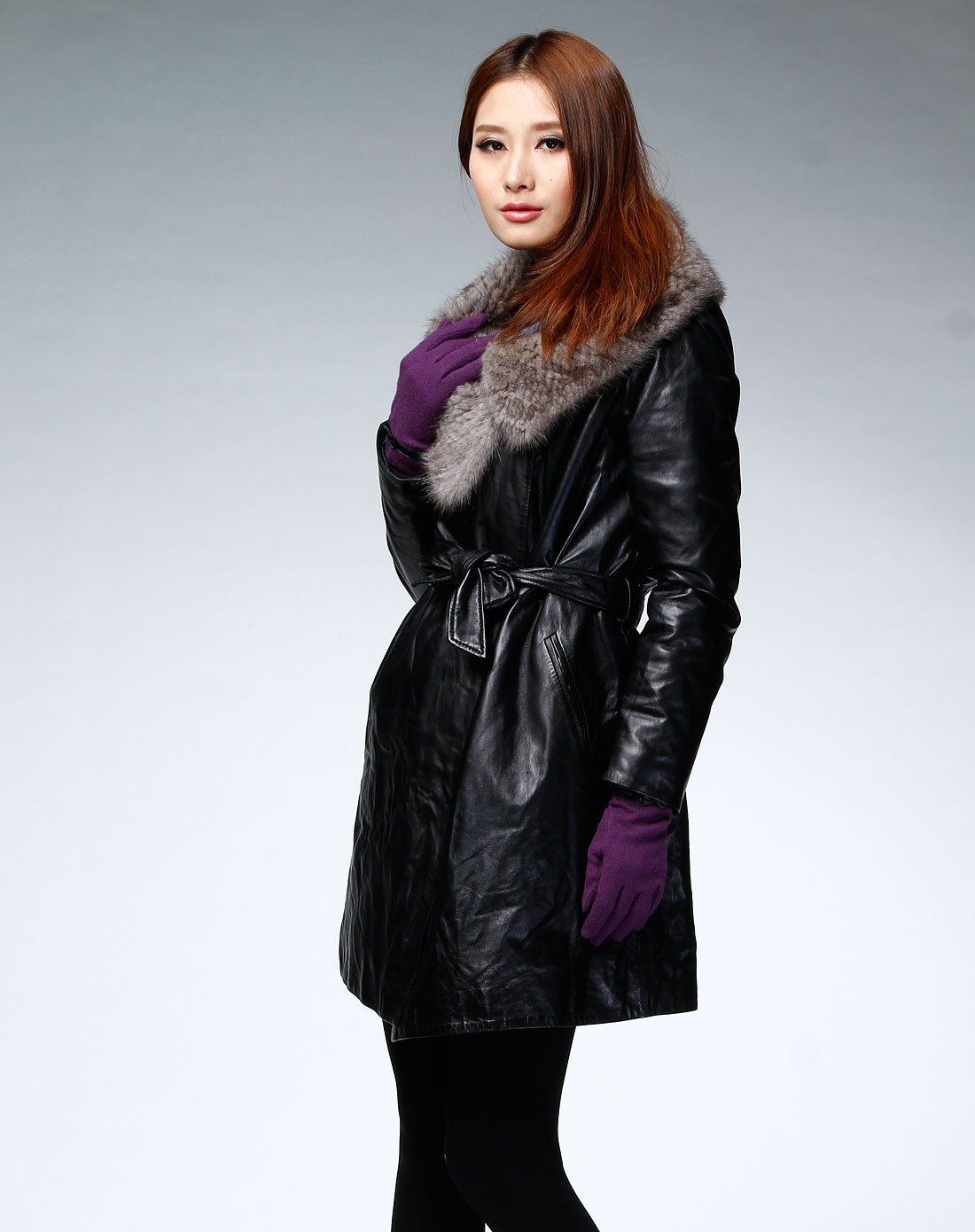 沙琪 女款黑色时尚大毛领长袖皮大衣