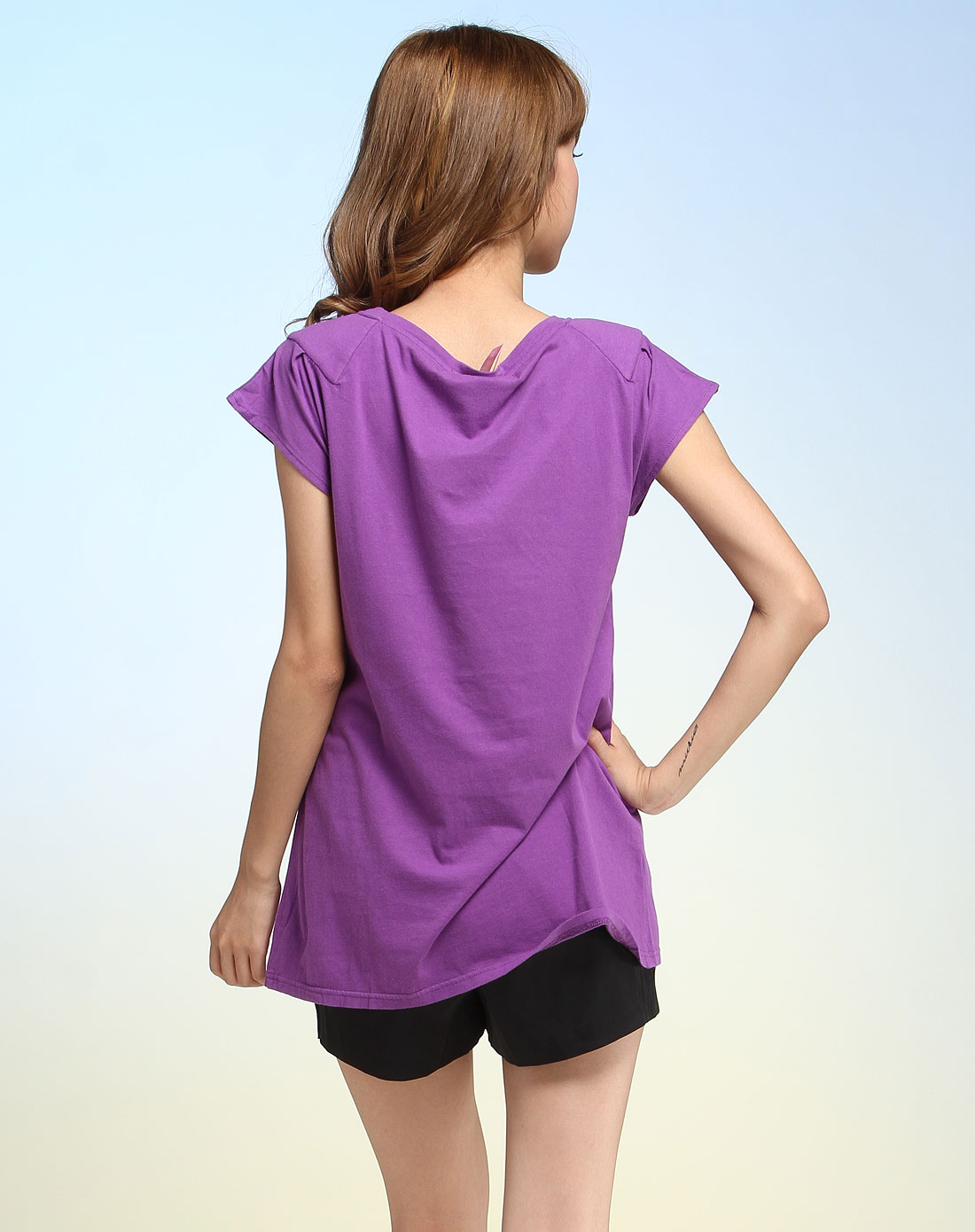 碧淑黛芙bisoudeve 紫色个性短袖t恤