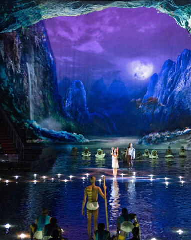 旅行专场澳门新濠天地水舞间C区(周二,周三停