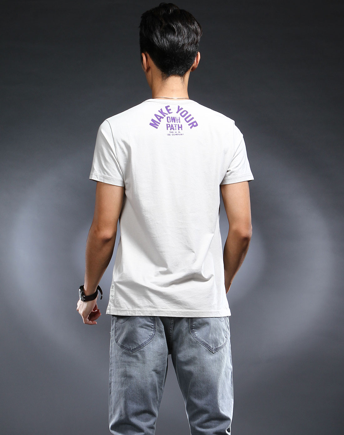 灰/紫色时尚印字短袖t恤