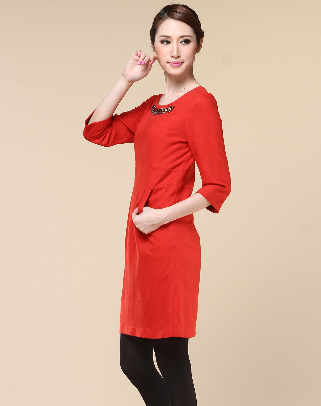 <em>style女装</em>专场-红色优雅时尚七分袖连衣裙