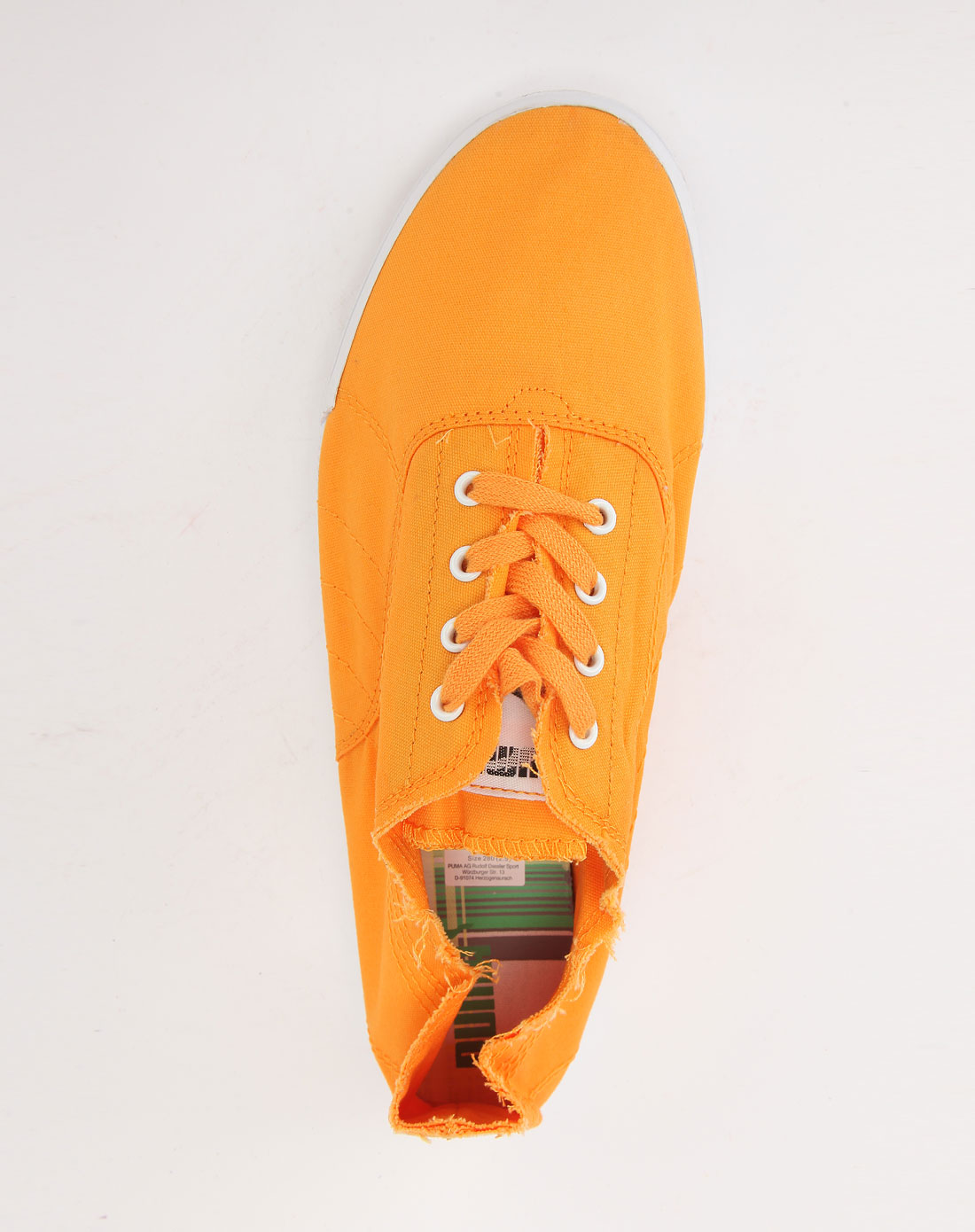 橙色系带休闲鞋
