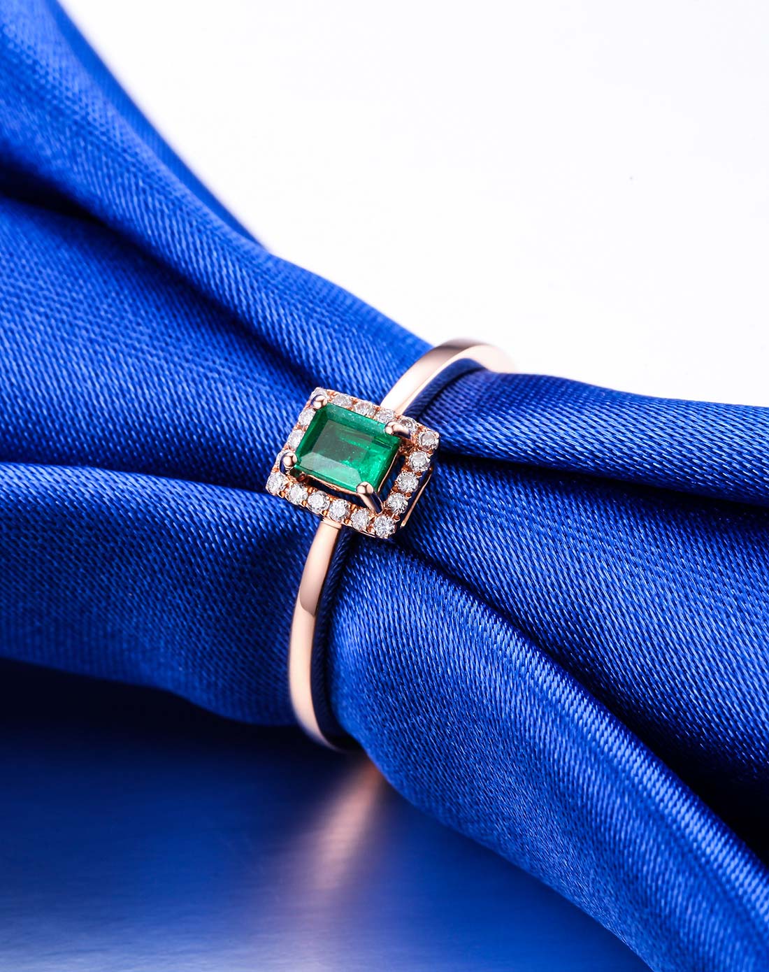 周六福珠宝专场唯品会专供18K玫瑰金祖母绿钻