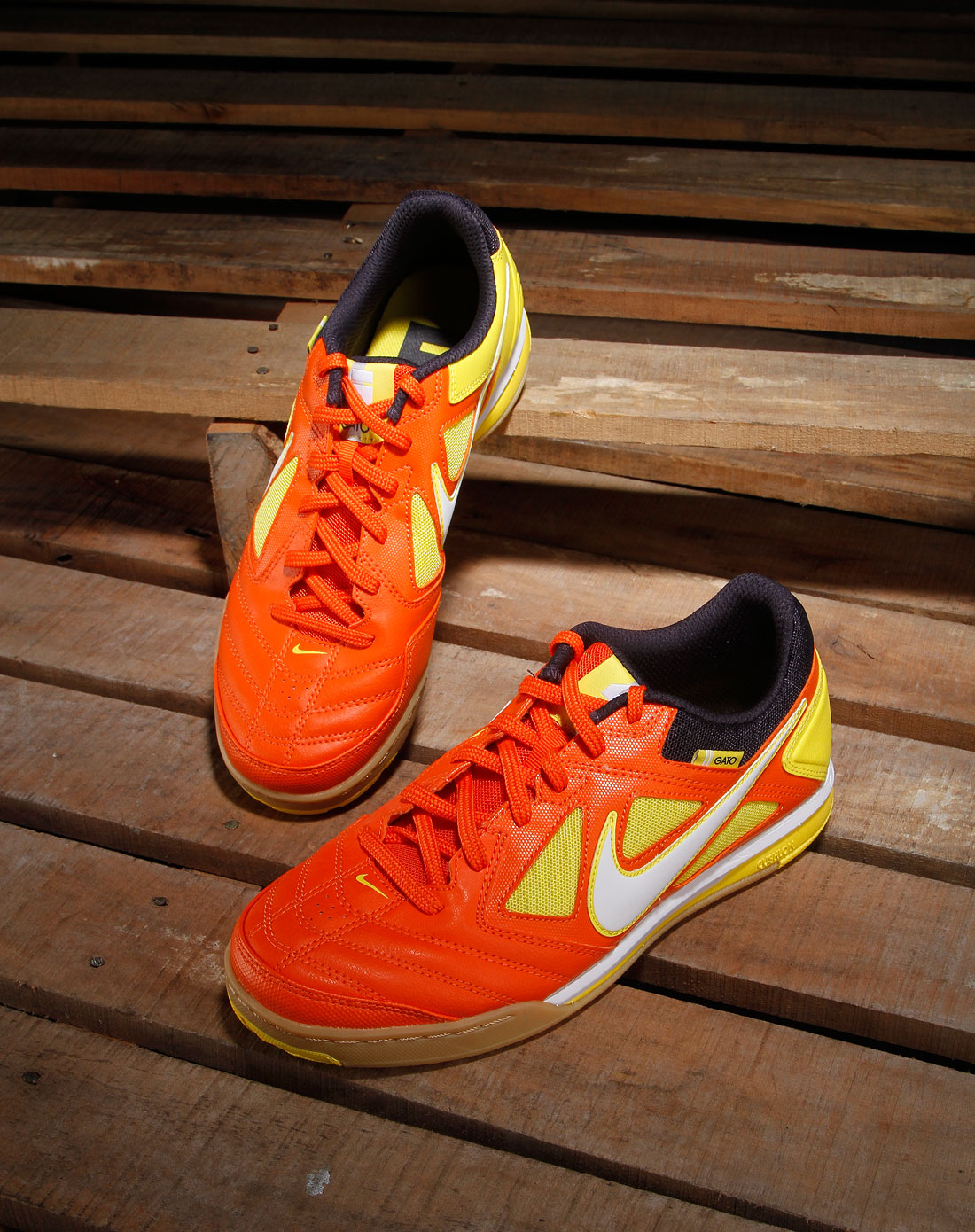 男款女生nike5gato运动鞋2016橙色颓废头像头像图片