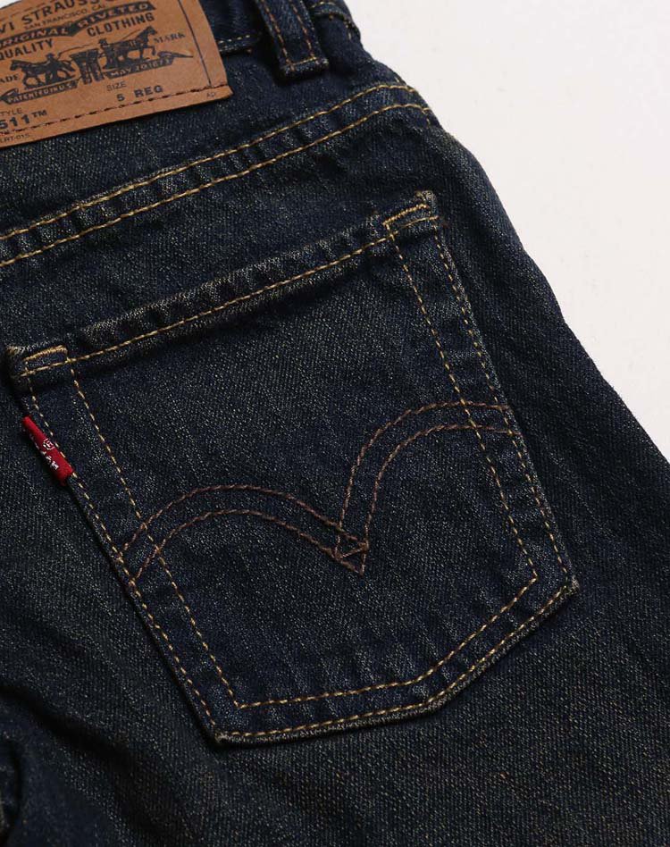 s 商品名称: levis 男童黑灰梭织长裤 产地: 中国 材质: 面布:99%棉