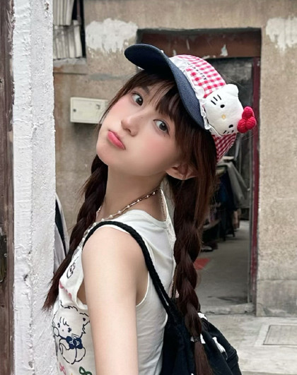 HelloKitty联名女士帽子甜美百搭旅游外出休闲帽子