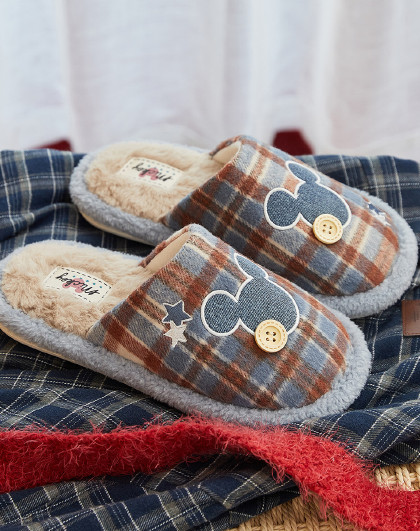 【米奇家族】情侣家居拖鞋女家居室内冬款加绒包头毛拖鞋男士拖鞋