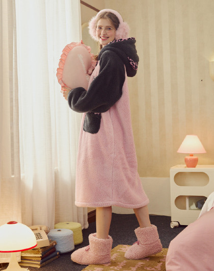 【mikko系列】睡衣女秋冬加绒加厚可外穿连帽家居睡袍
