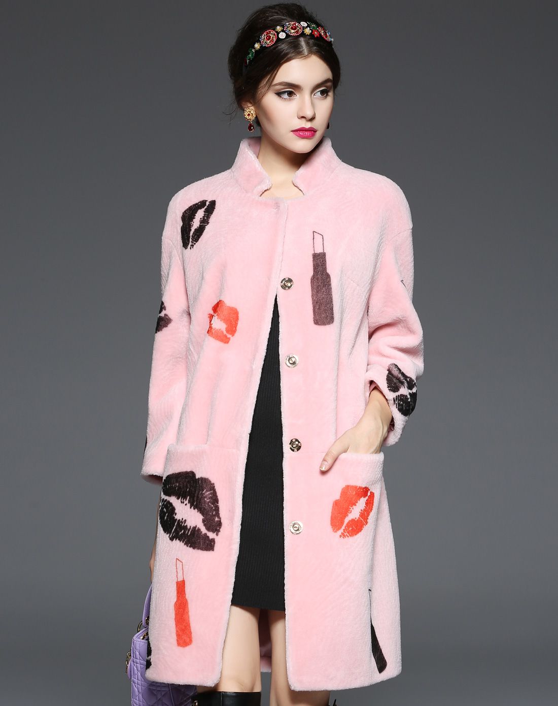 UE.LUX粉色大嘴唇图案羊剪绒大衣UA16079F