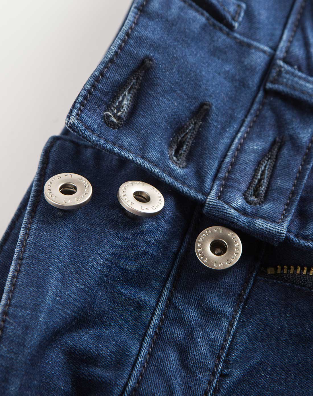 拉夏贝尔旗下品牌半截裙深牛仔蓝10010300深