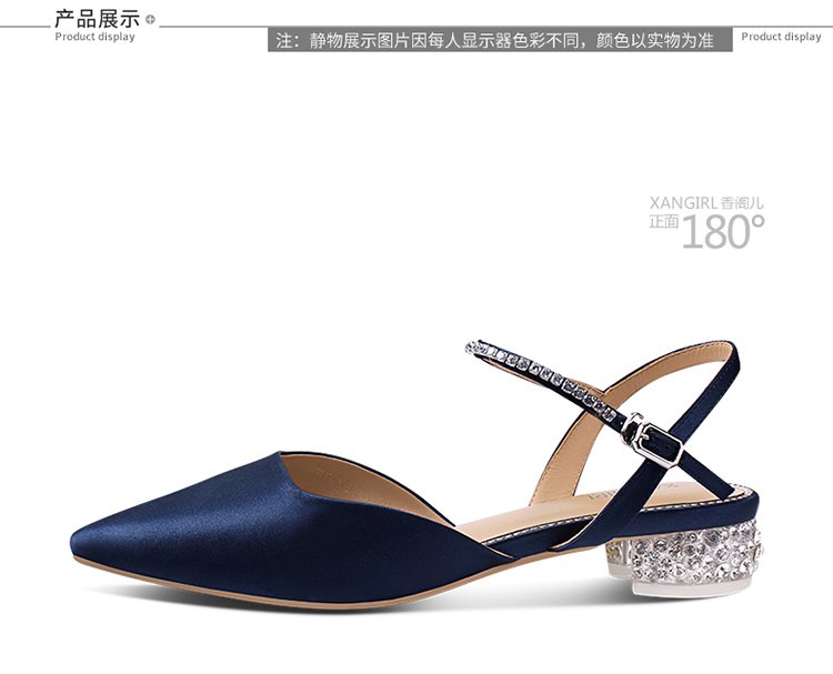 2017年夏季新品时尚纯色性感尖头低跟女款凉鞋