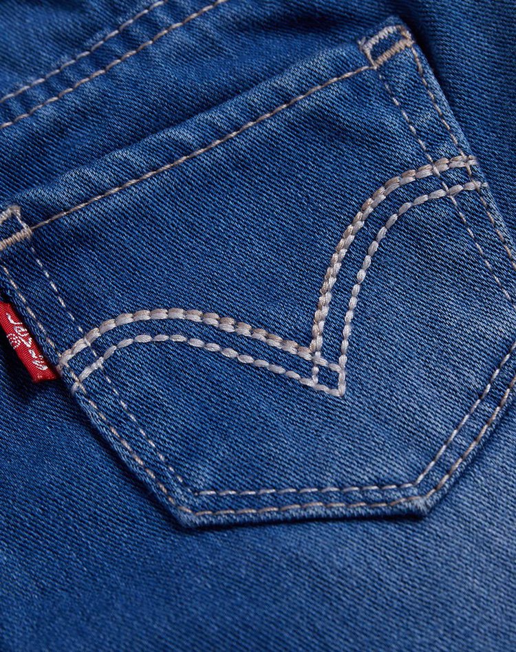 s 商品名称: levis 女童冰蓝紧身牛仔裤 产地: 中国 材质: 面布:48%棉