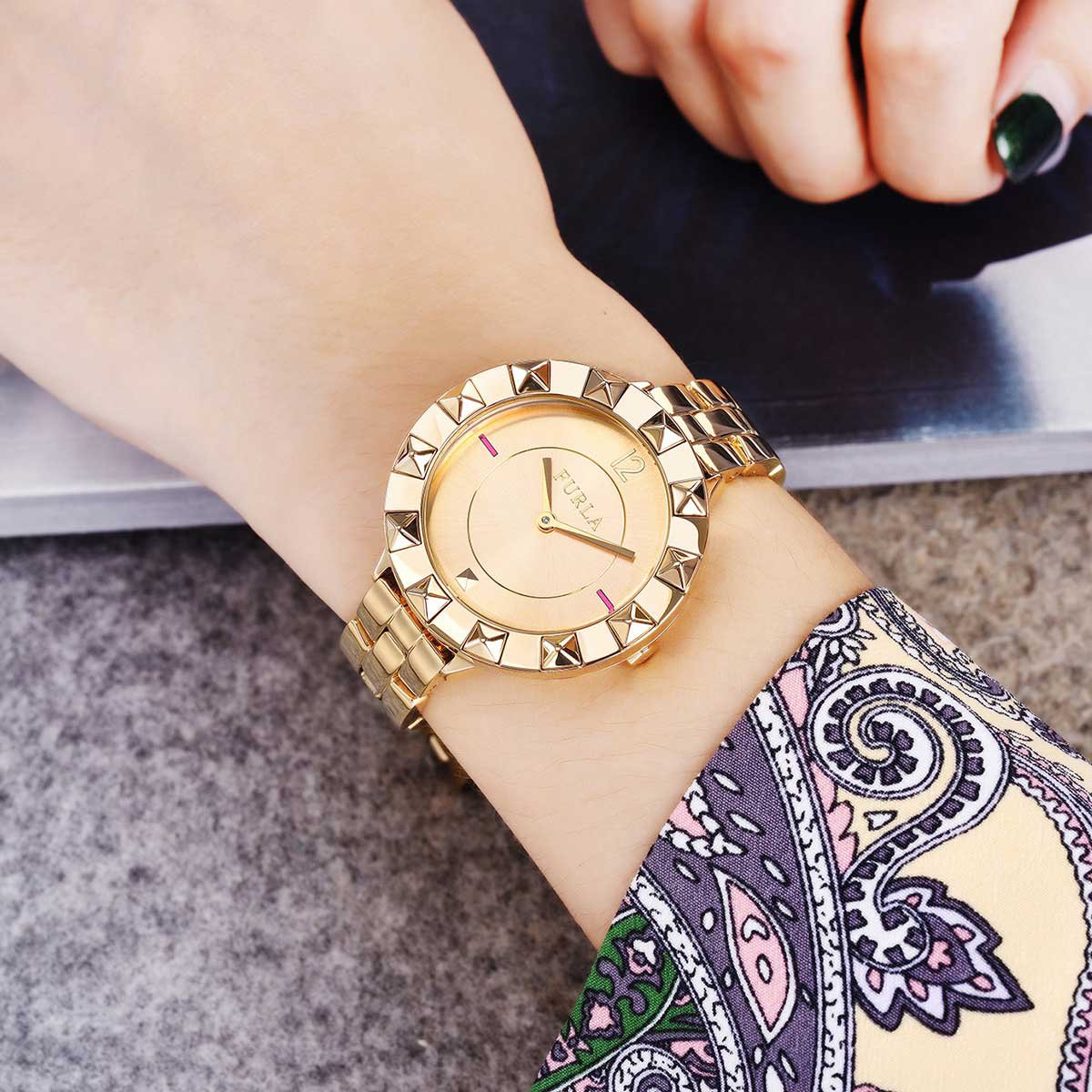 furla 芙拉 34mm香槟色表盘金色钢带女士石英女表套装