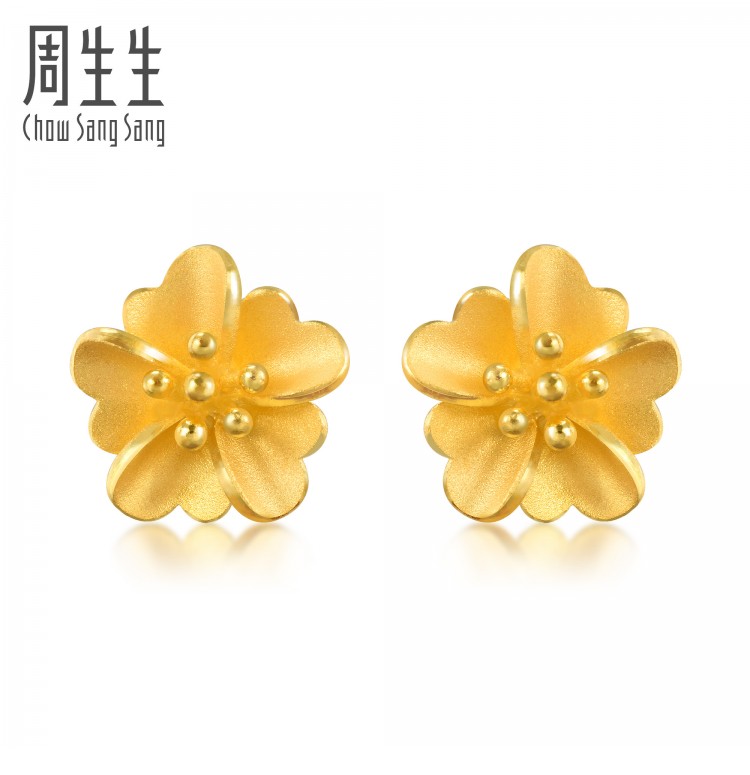 【9折起】周生生黄金耳钉足金心型花卉耳环