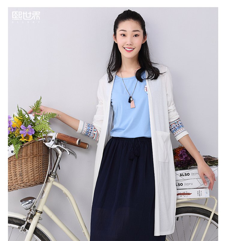 熙世界sllsky刺绣贴袋侧开叉针织长袖长外套午