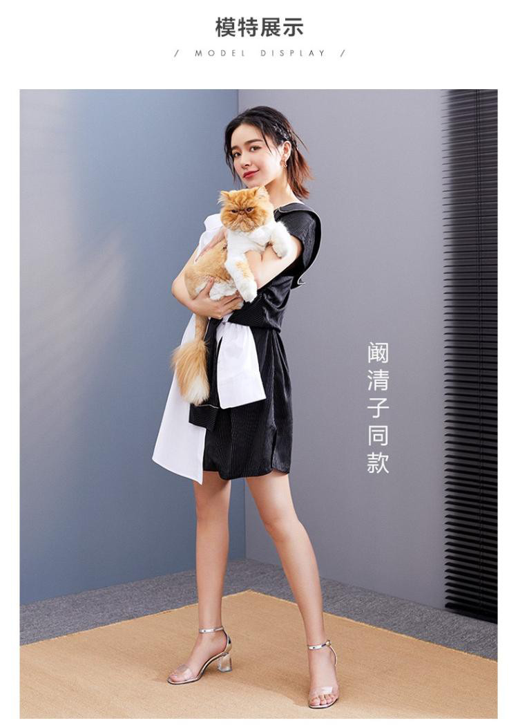 阚清子同款百丽2018夏季专柜新款人造革/胶片水晶跟一字带女凉鞋银色