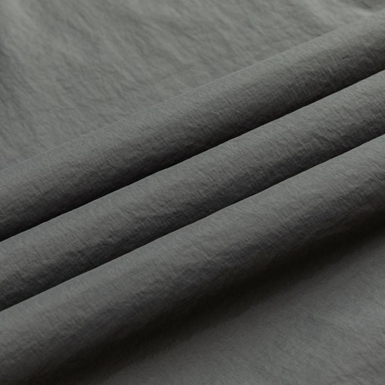 安踏 【轻壳】防晒衣男士防泼水外套男户外抗紫外线梭织连帽运动上衣男