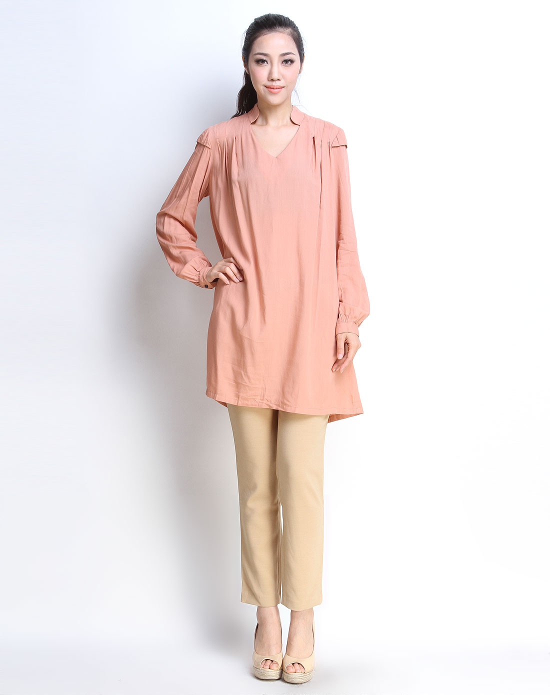肉桂粉色长袖宽松休闲上衣