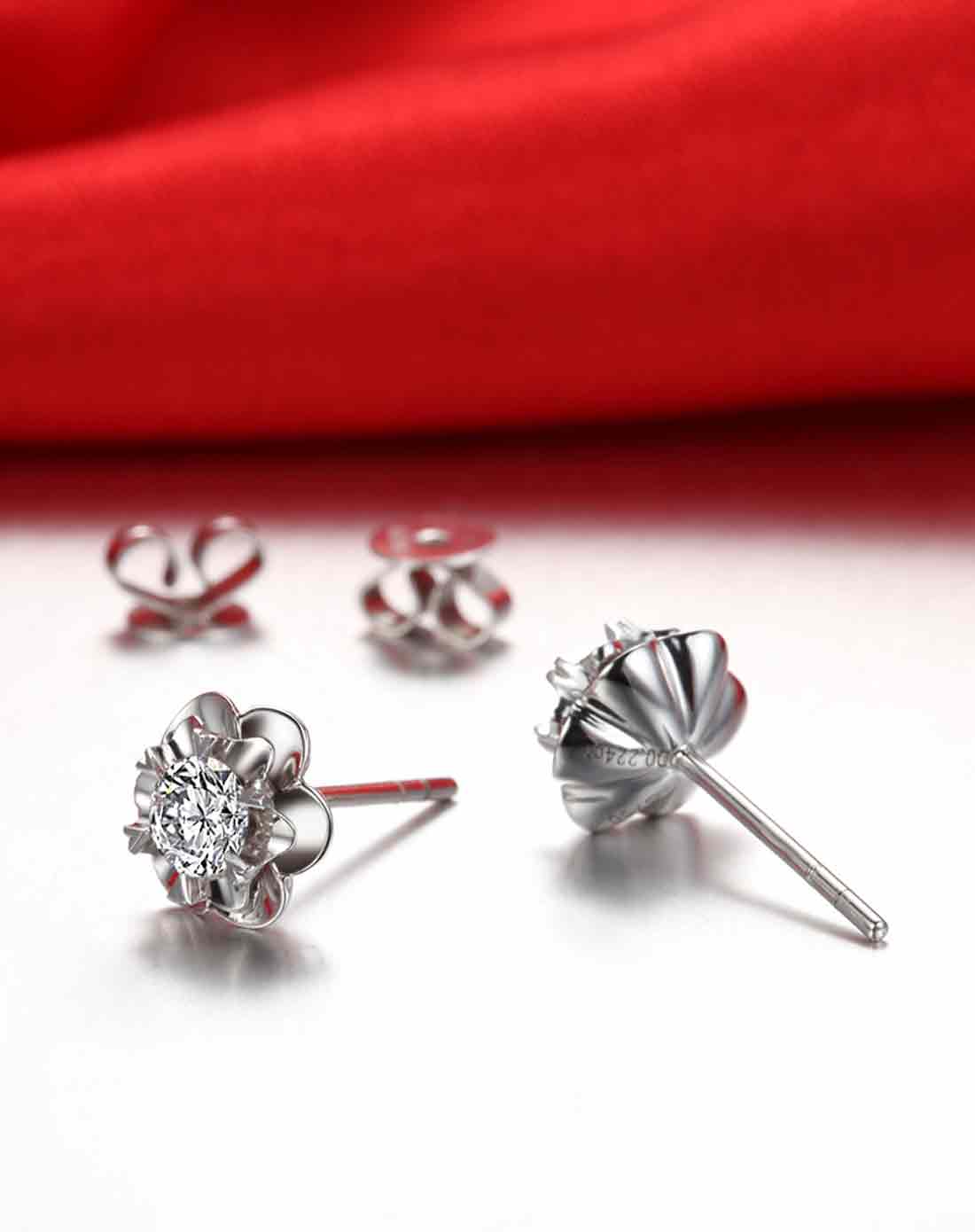 白18k金10分钻石耳钉