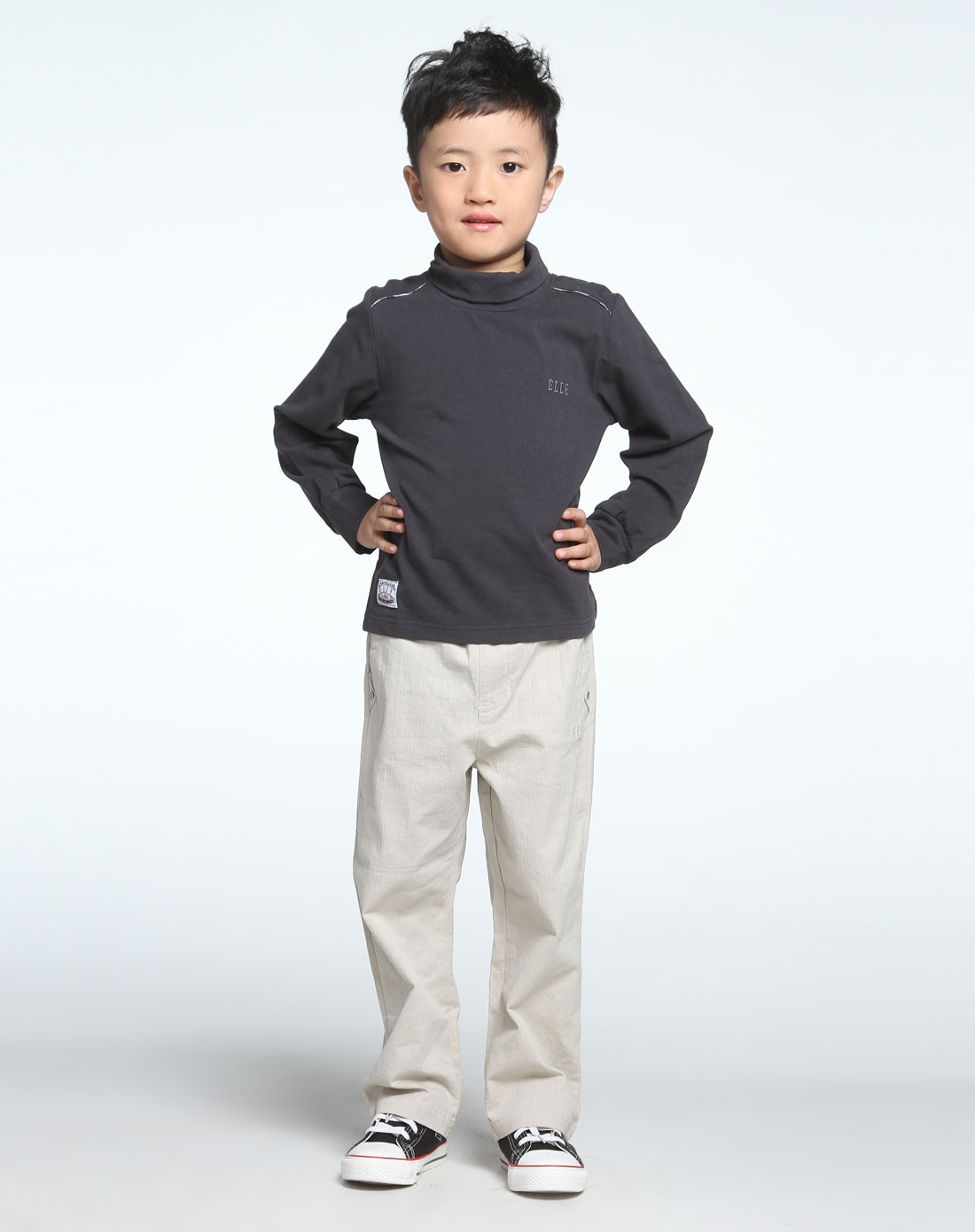 男童深铁灰色百搭长袖上衣