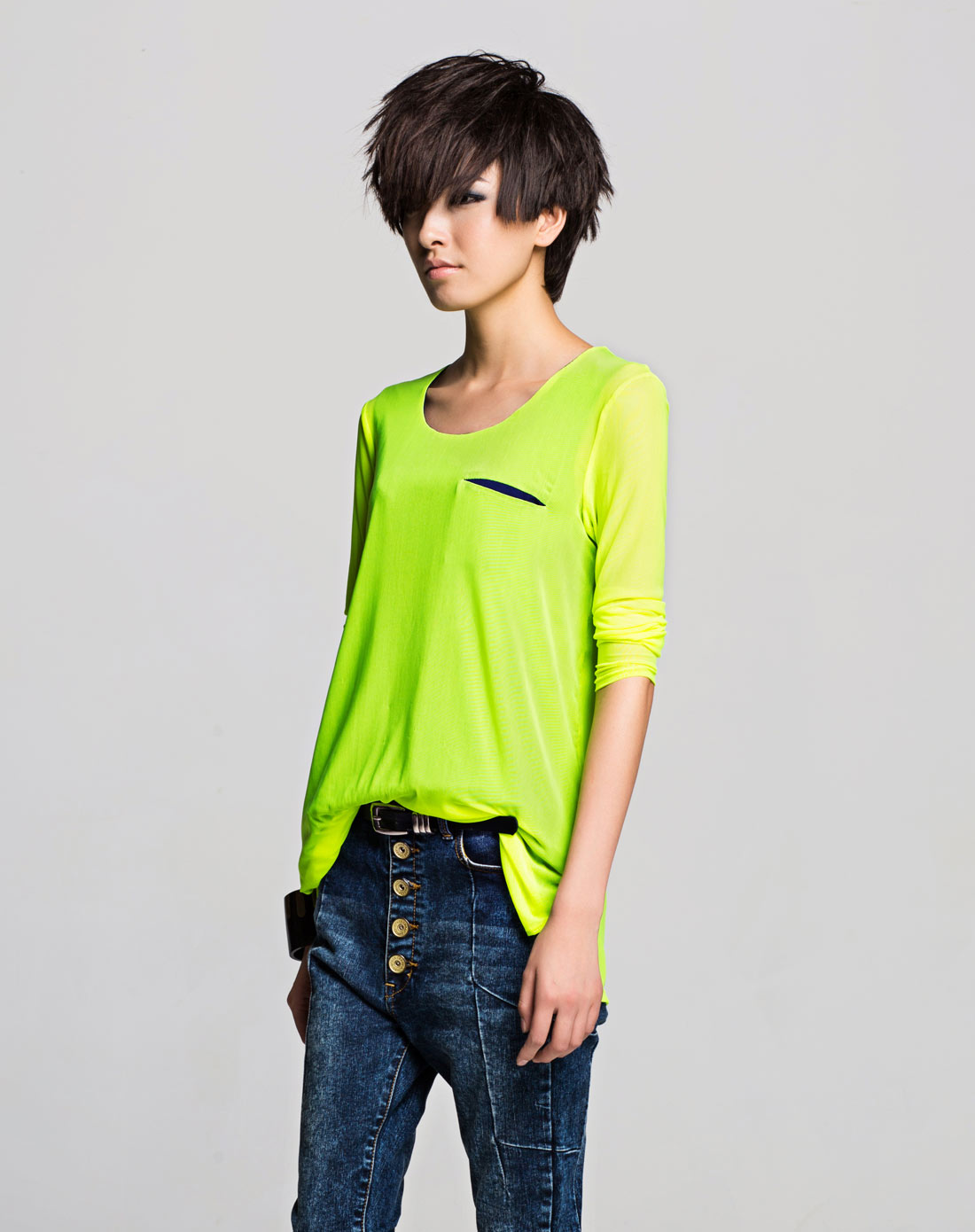 荧光绿色清新休闲长袖t恤