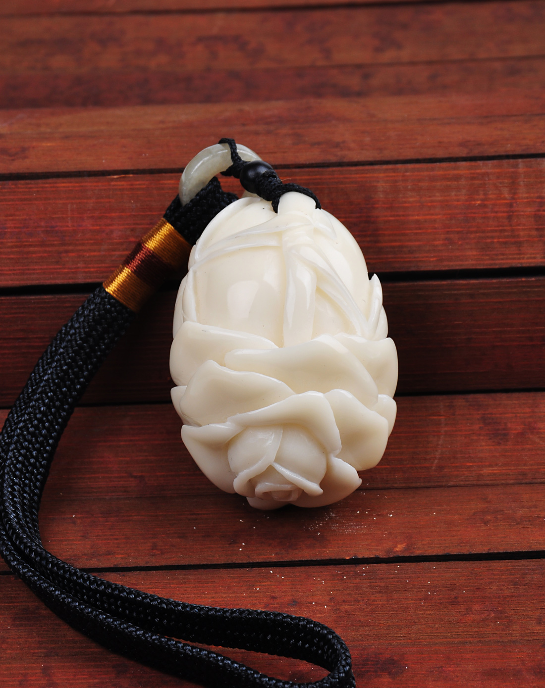 财喜双全象牙果手把件