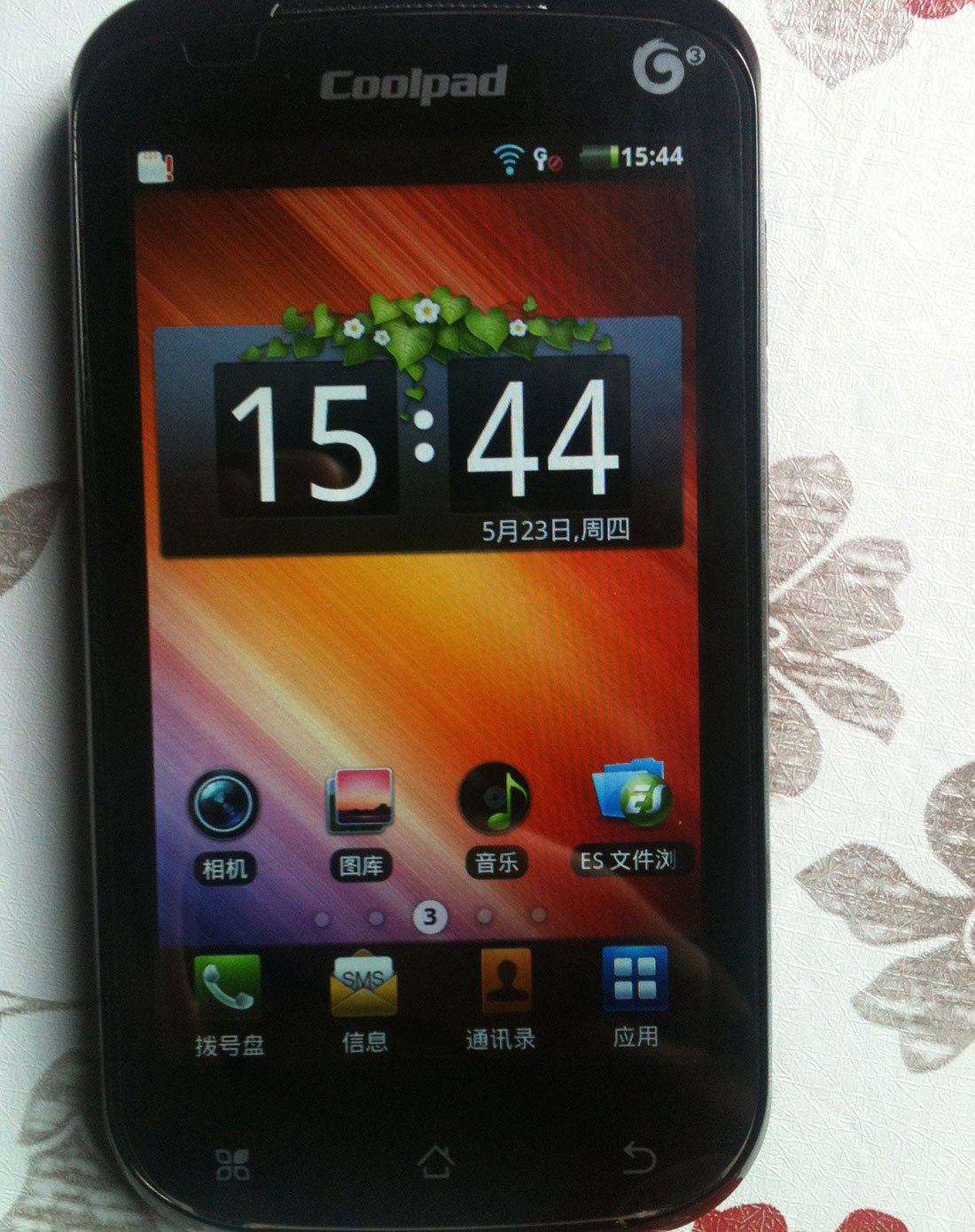 为什么手机是3g(为什么手机是5g手机还显示的是4g网)