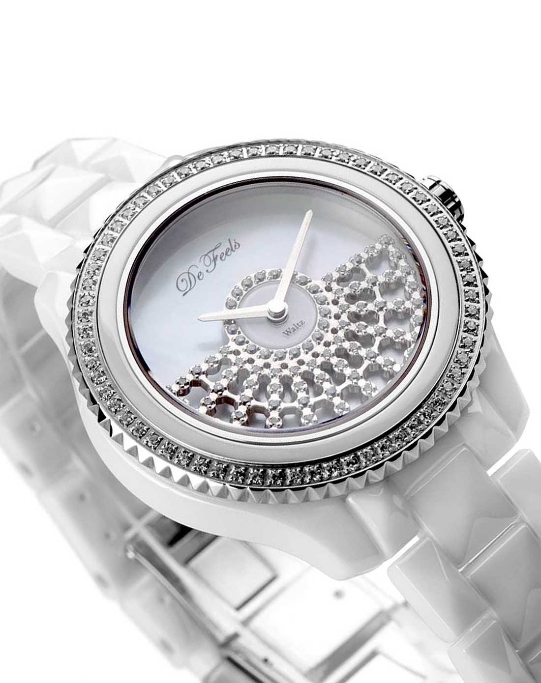 女款蓝宝石表镜华尔兹珍珠白色贝母表盘陶瓷石英表