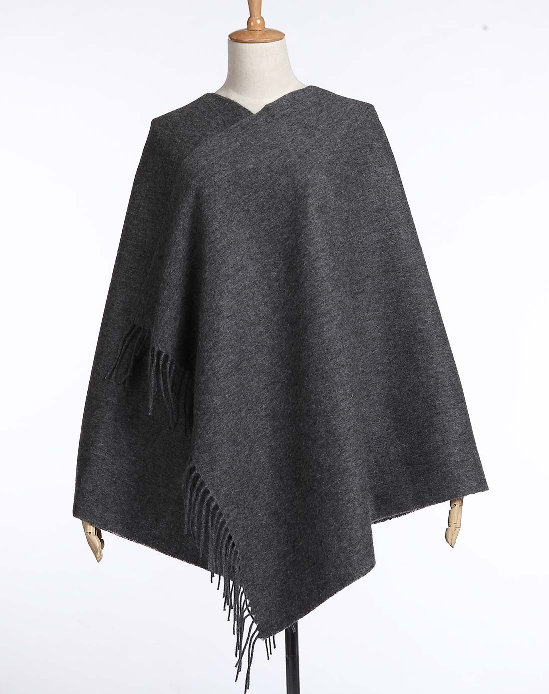 女士深灰色披肩