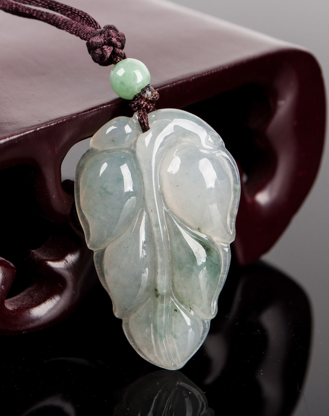 天然翡翠冰种飘花金枝玉叶挂件