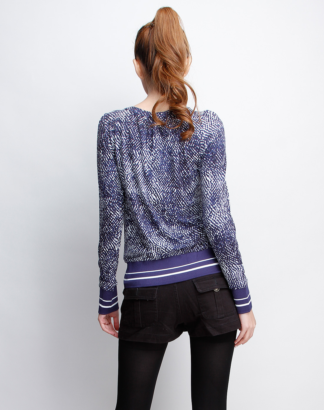 飘蕾peoleo 深蓝/白色绣珠长袖t恤