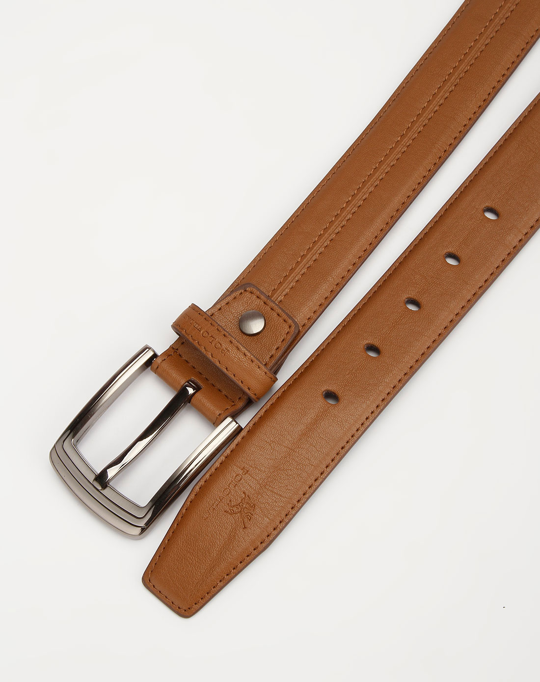 浅棕色方形针扣皮带