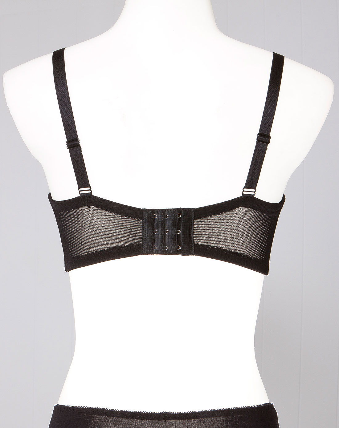 黑色深v性感聚拢刺绣文胸