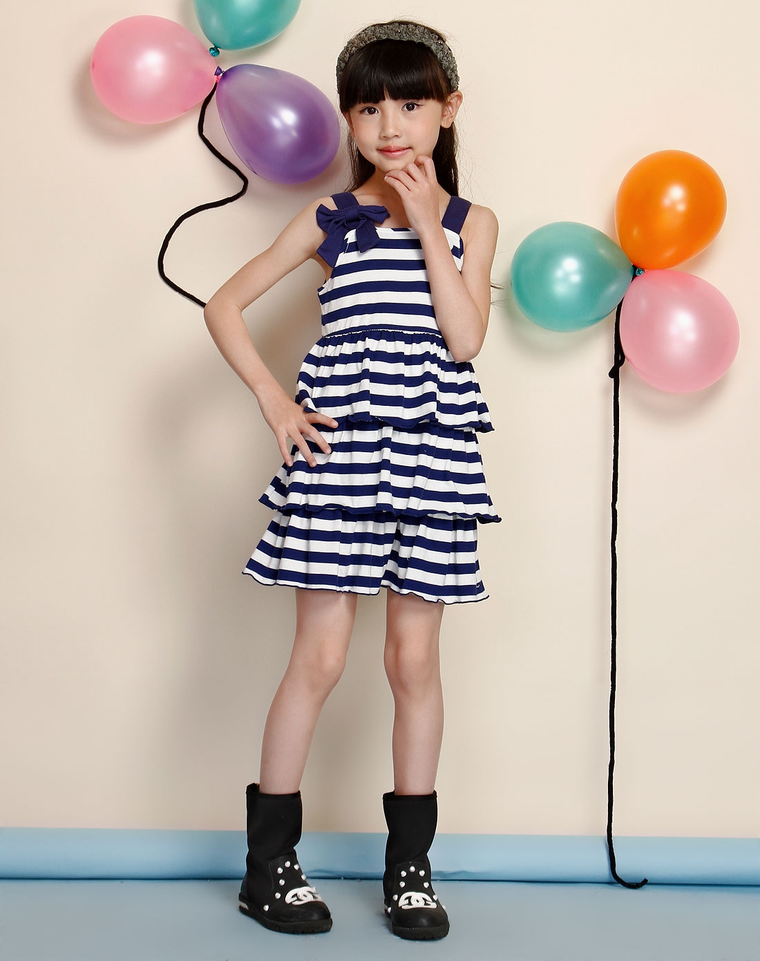 女童藏青白色条纹吊带连衣裙