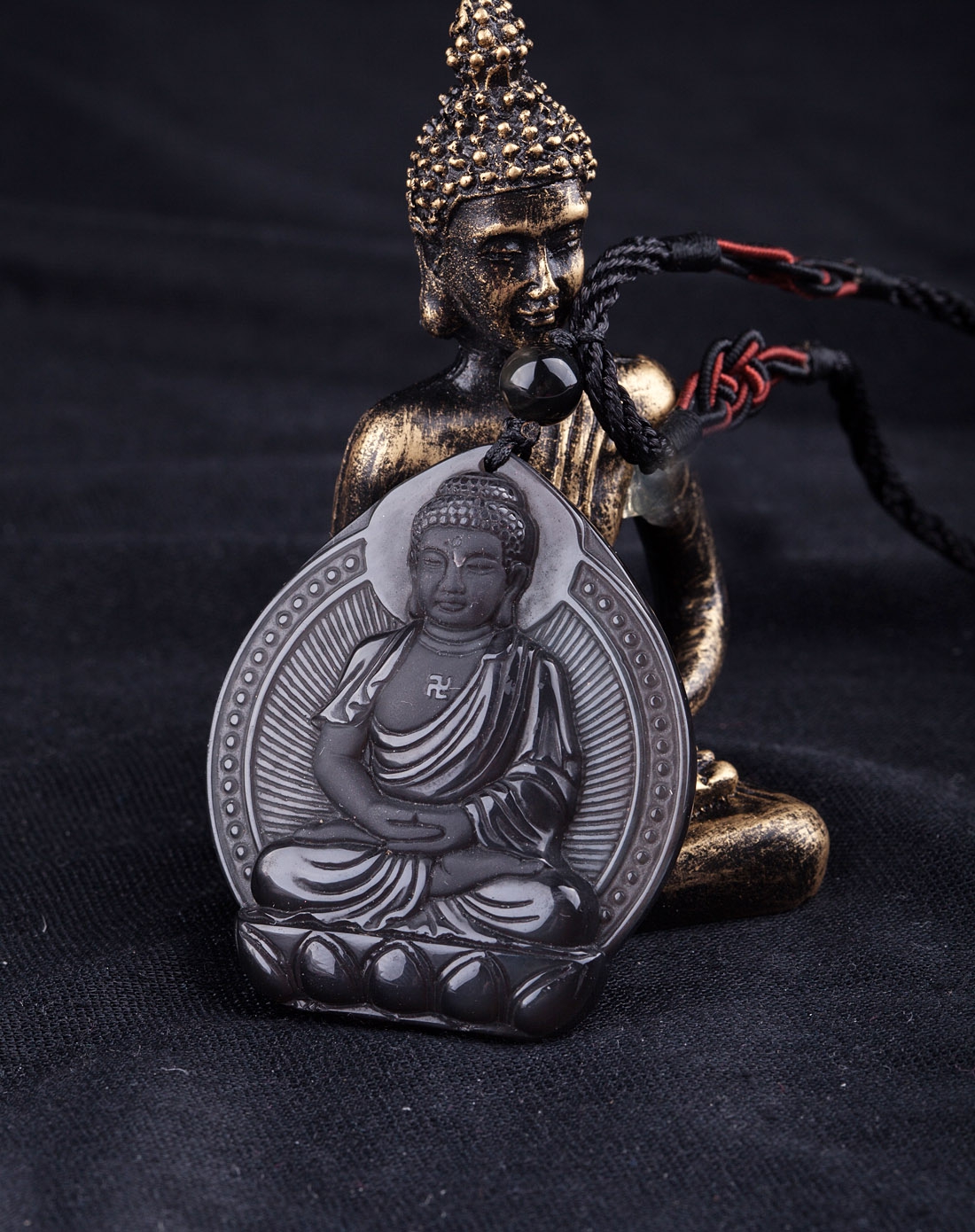 天然冰种黑曜石佛像吊坠 附证书
