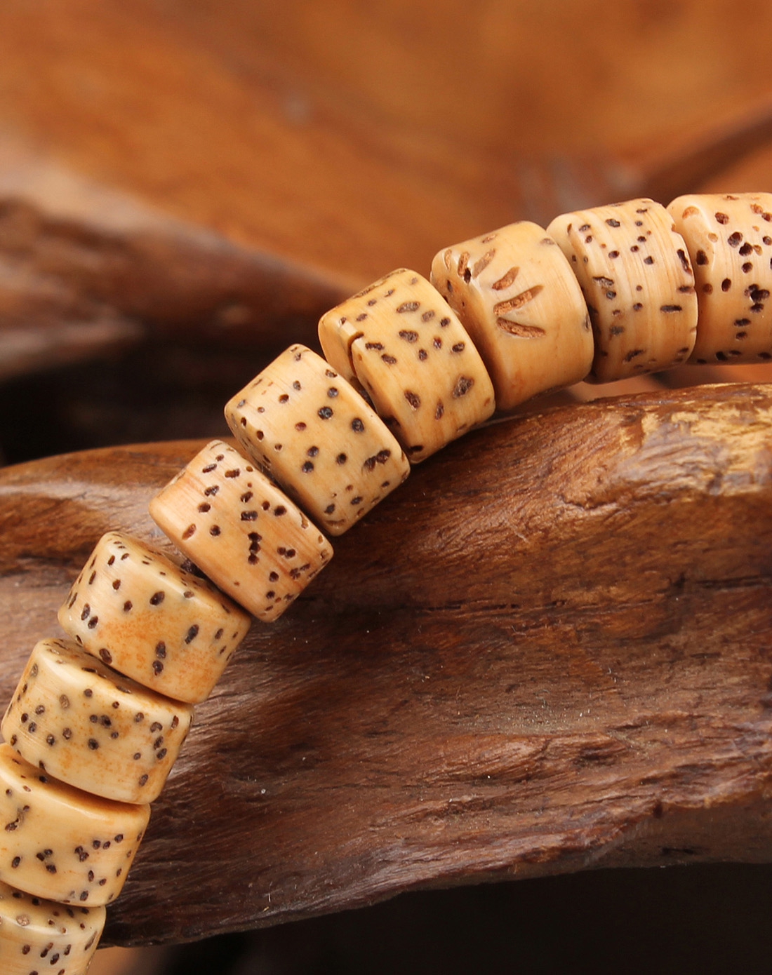 精选菩提之108颗藏式星月菩提筒形佛珠