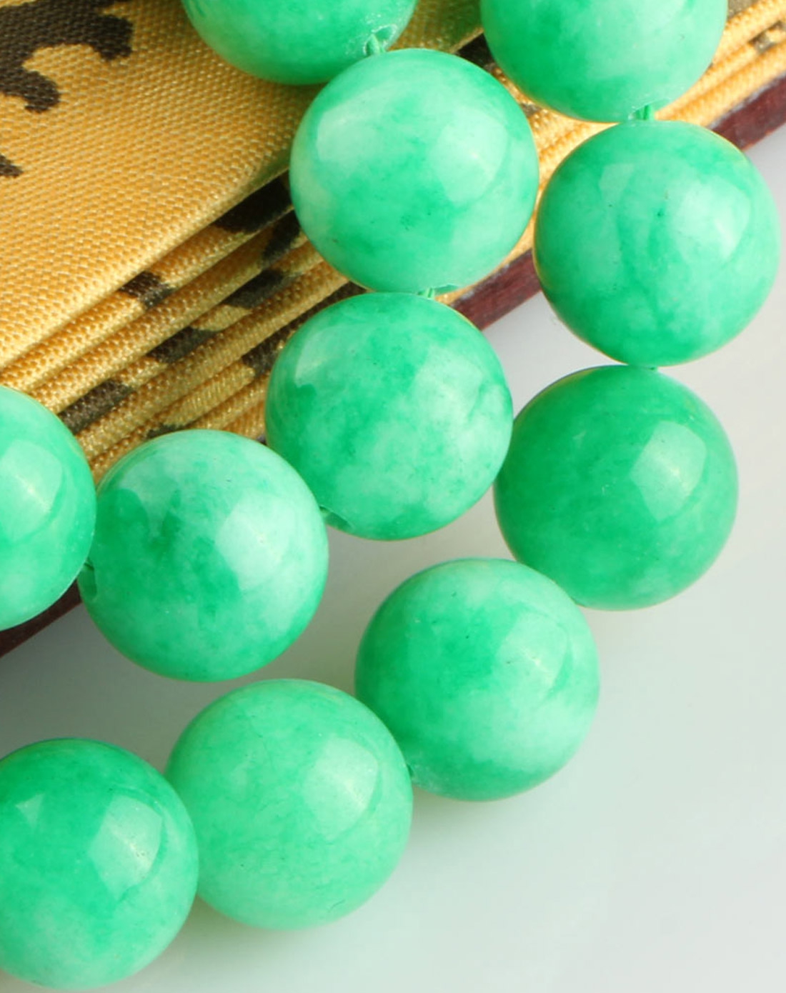 女款绿色石英岩时尚圆珠项链