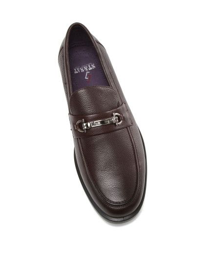 咖啡色摔纹牛皮商务单鞋