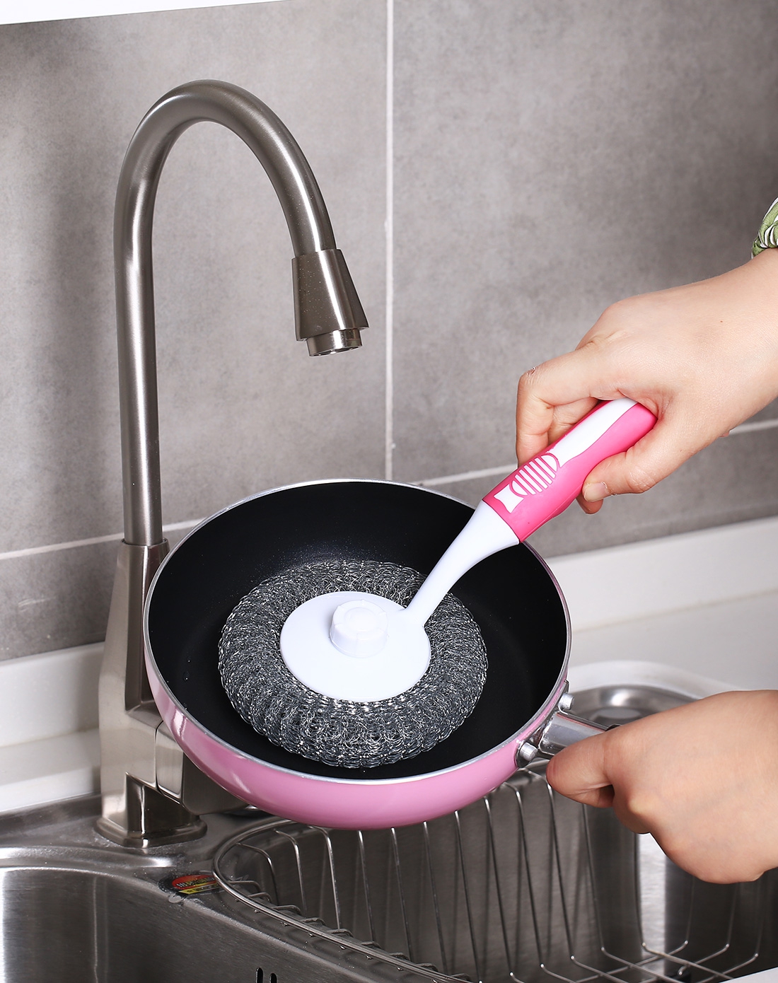 玖红手柄带清洁球洗锅刷附四铁丝球