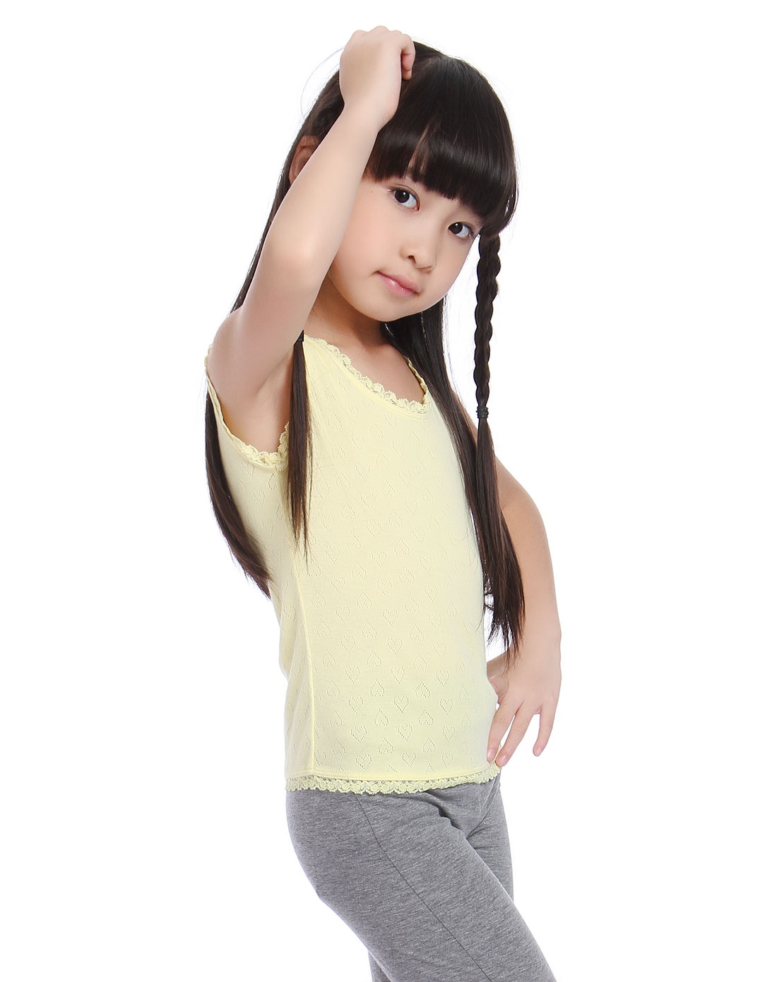 女童奶黄色个性背心
