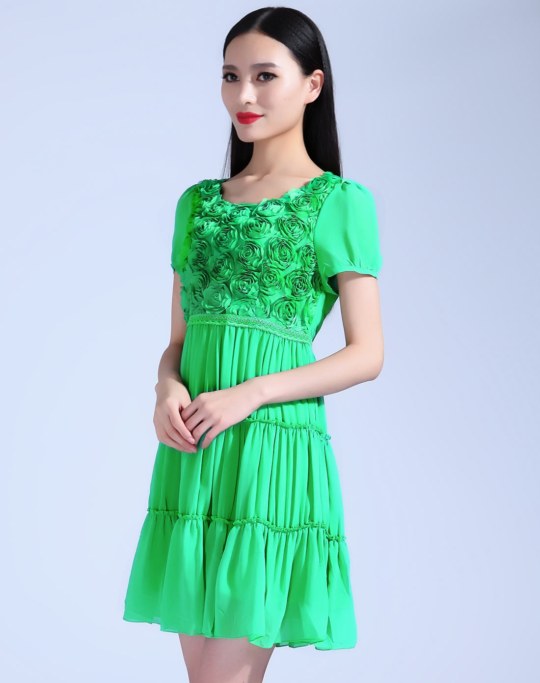女装绿色气质修身拼接连衣裙
