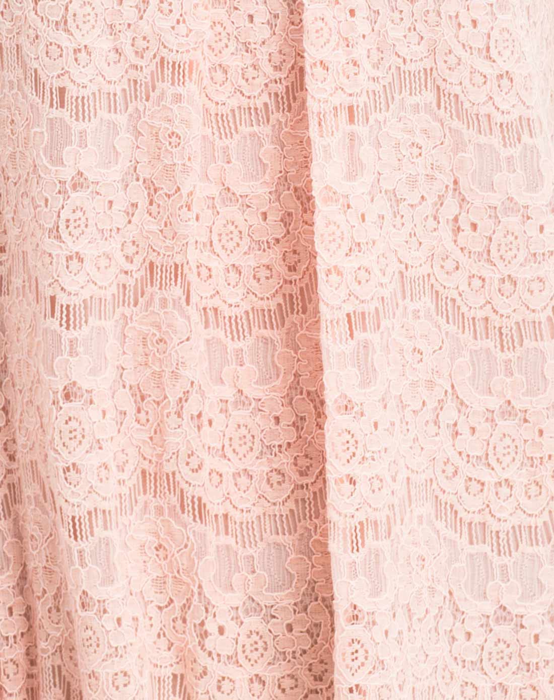 粉红色镂空蕾丝连衣裙