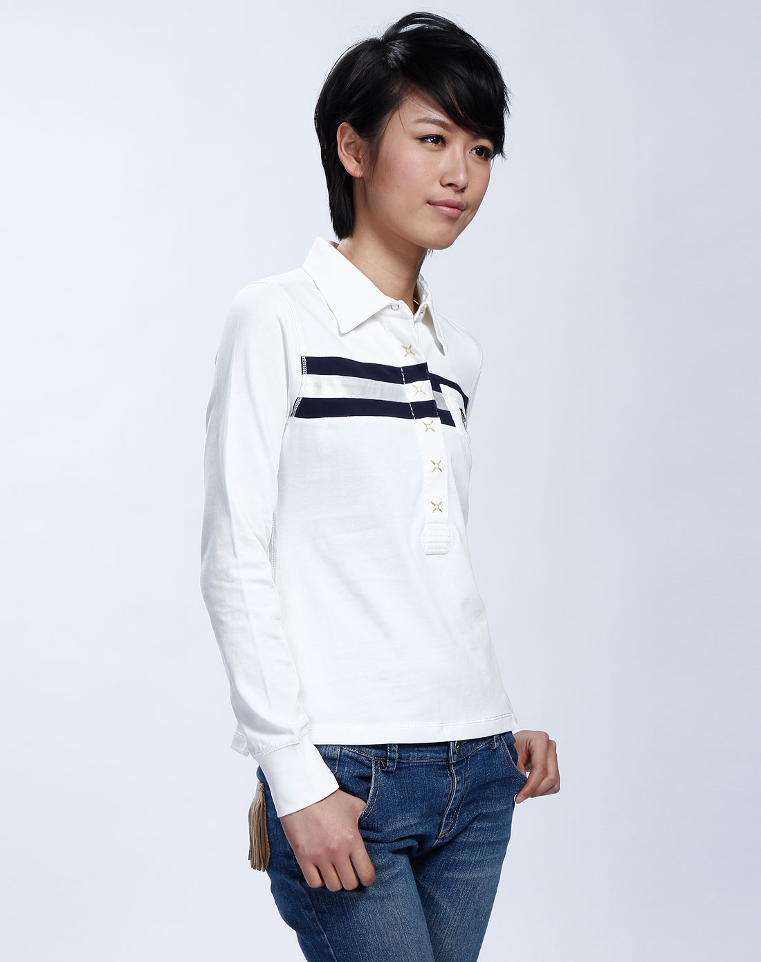 女款白色长袖t恤1