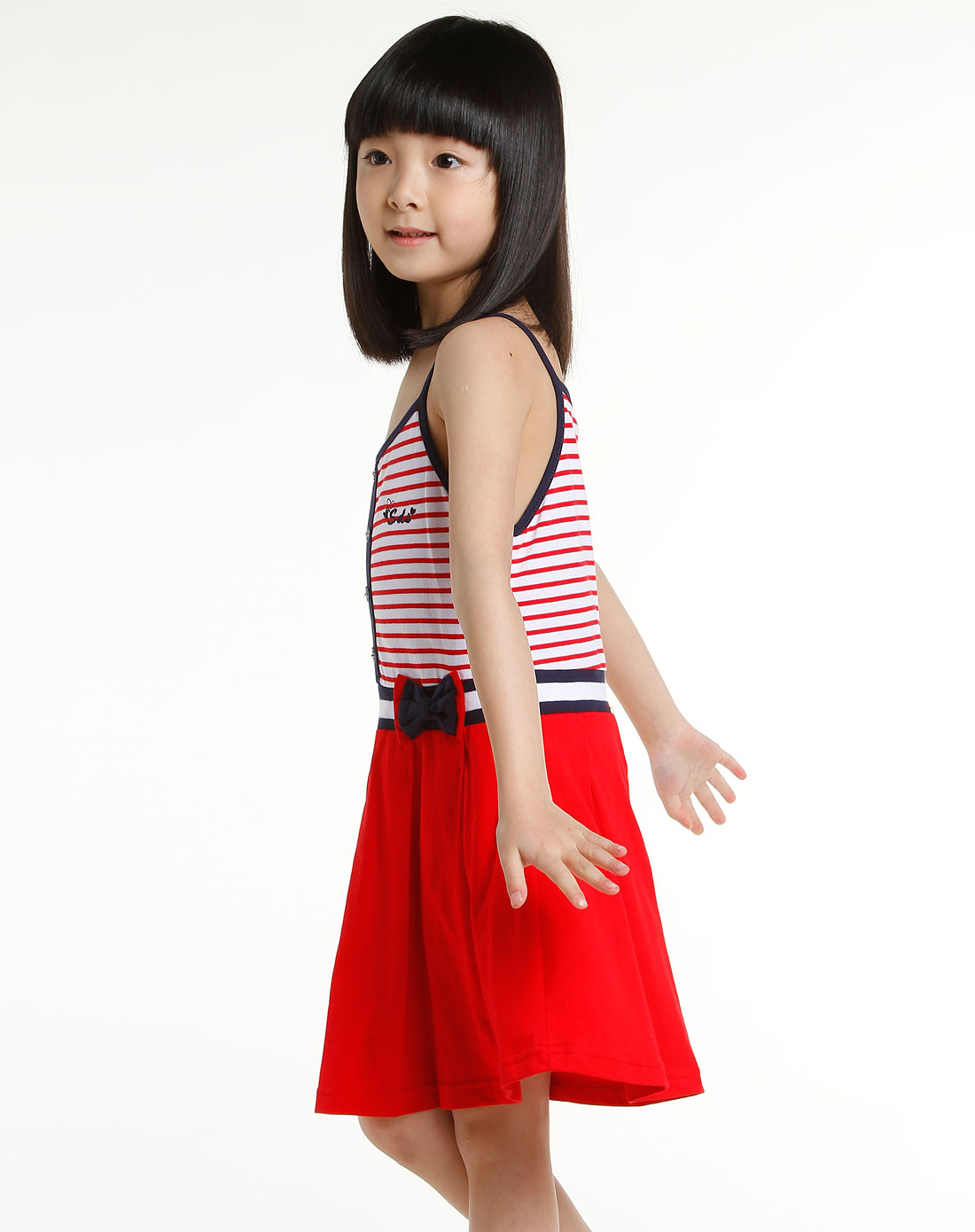 三点水-女童红色横纹吊带裙