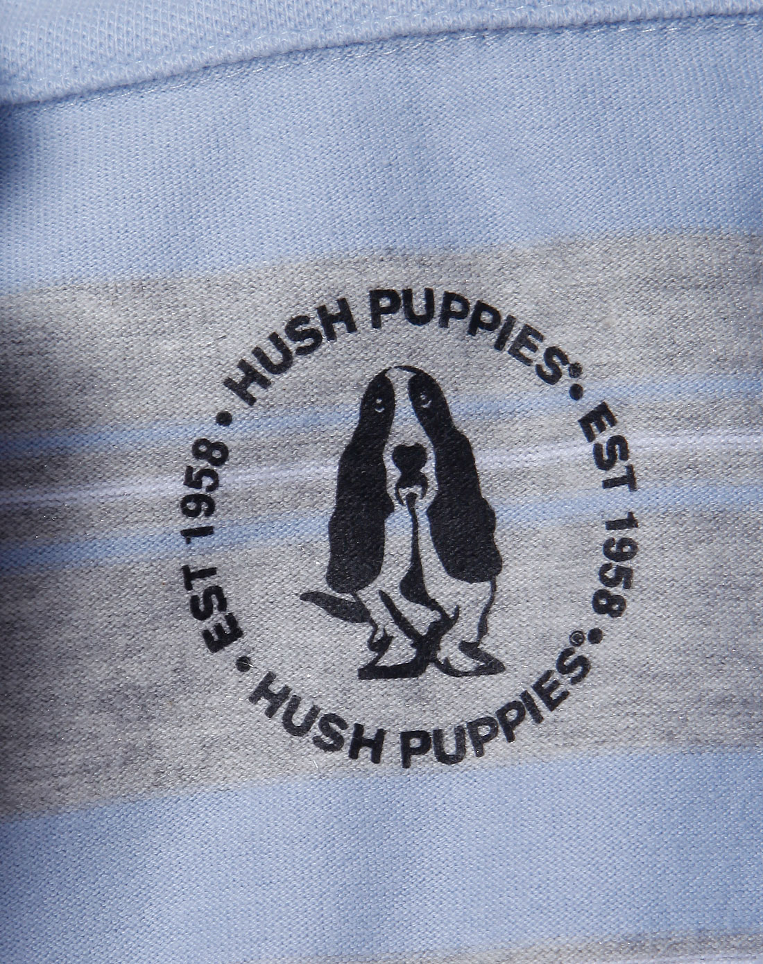 暇步士hush puppies 浅蓝色下摆绣花纯棉长袖t恤