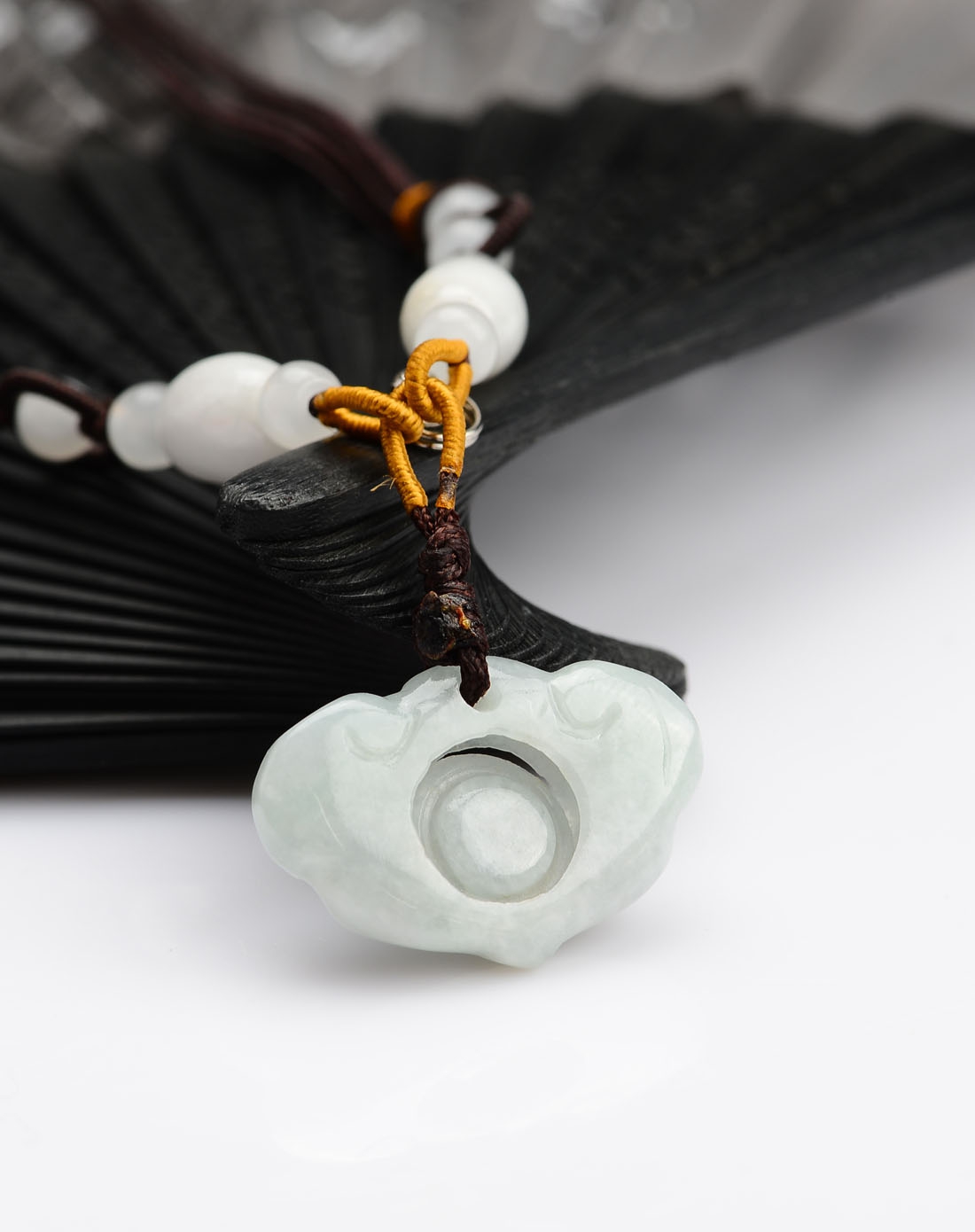 天然a货翡翠同心锁项坠