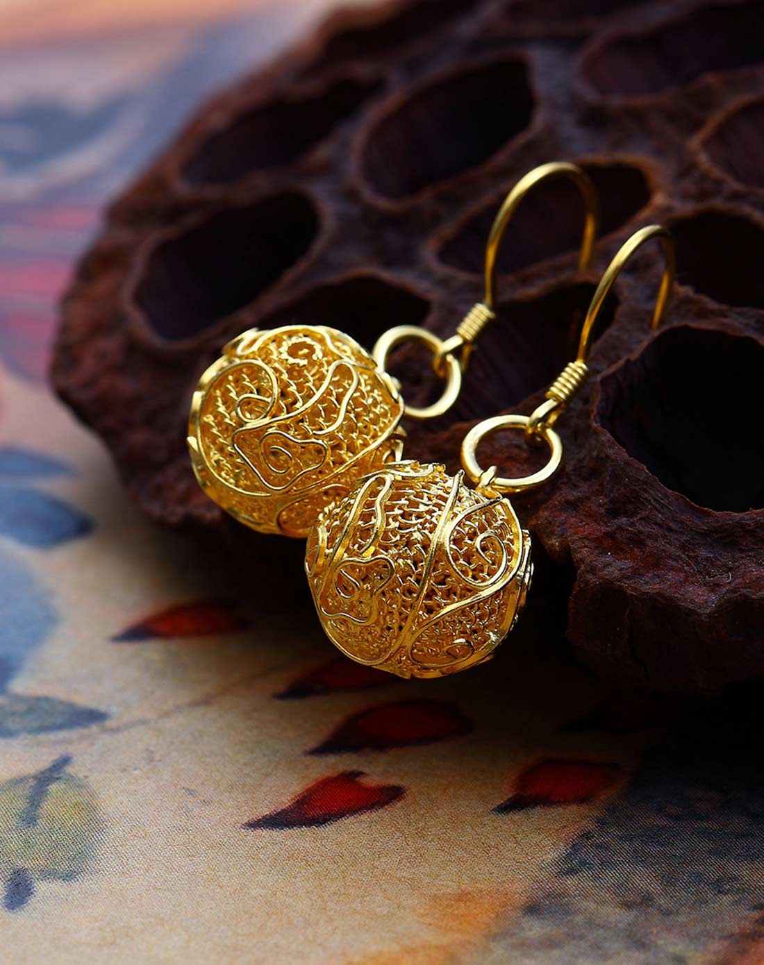 燕京八绝 纯手工精制花丝 镂空祥云玲珑花丝球耳环