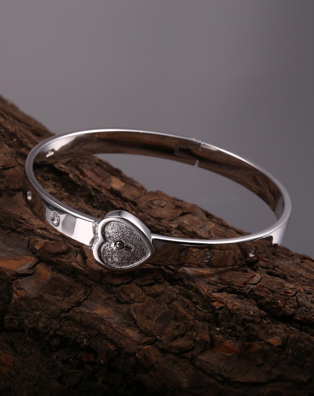 925纯银心锁手镯-冲上云霄