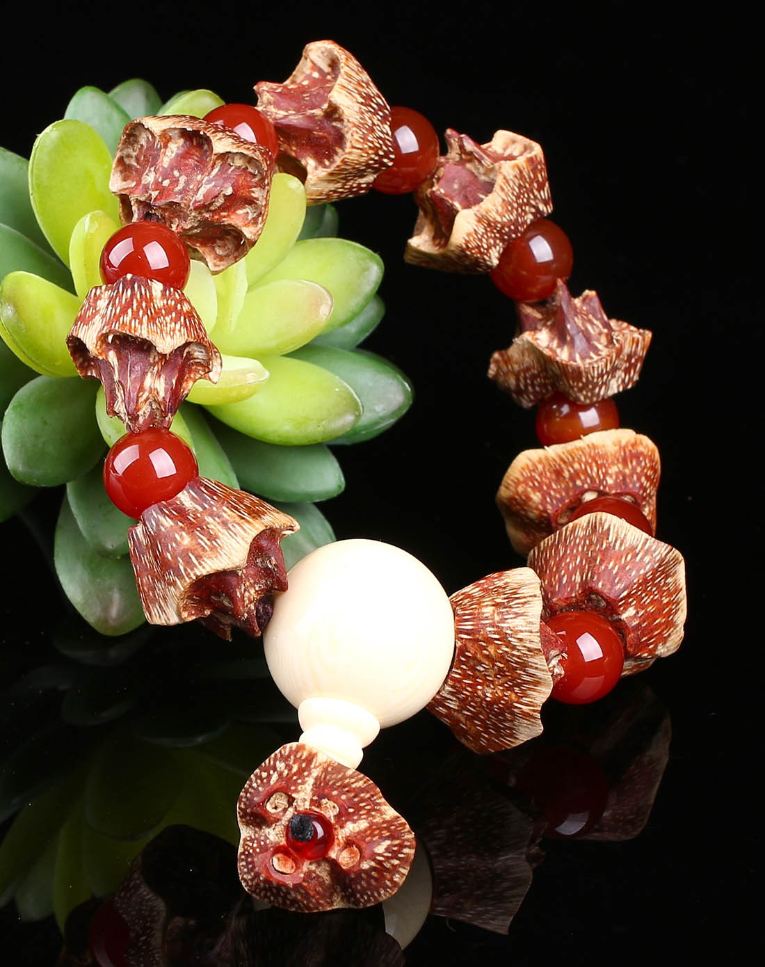 天然滴血莲花手链