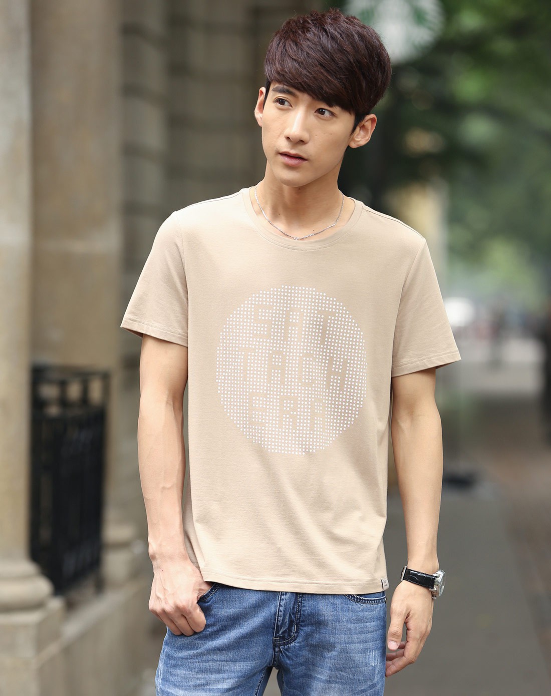 sattachera 男款枯黄色圆领帅气短袖t恤